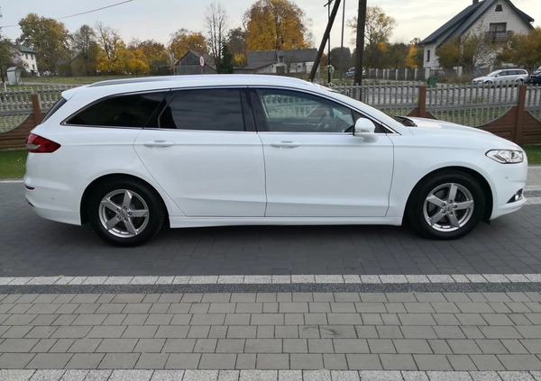 Ford Mondeo cena 68880 przebieg: 144000, rok produkcji 2018 z Krosno małe 301